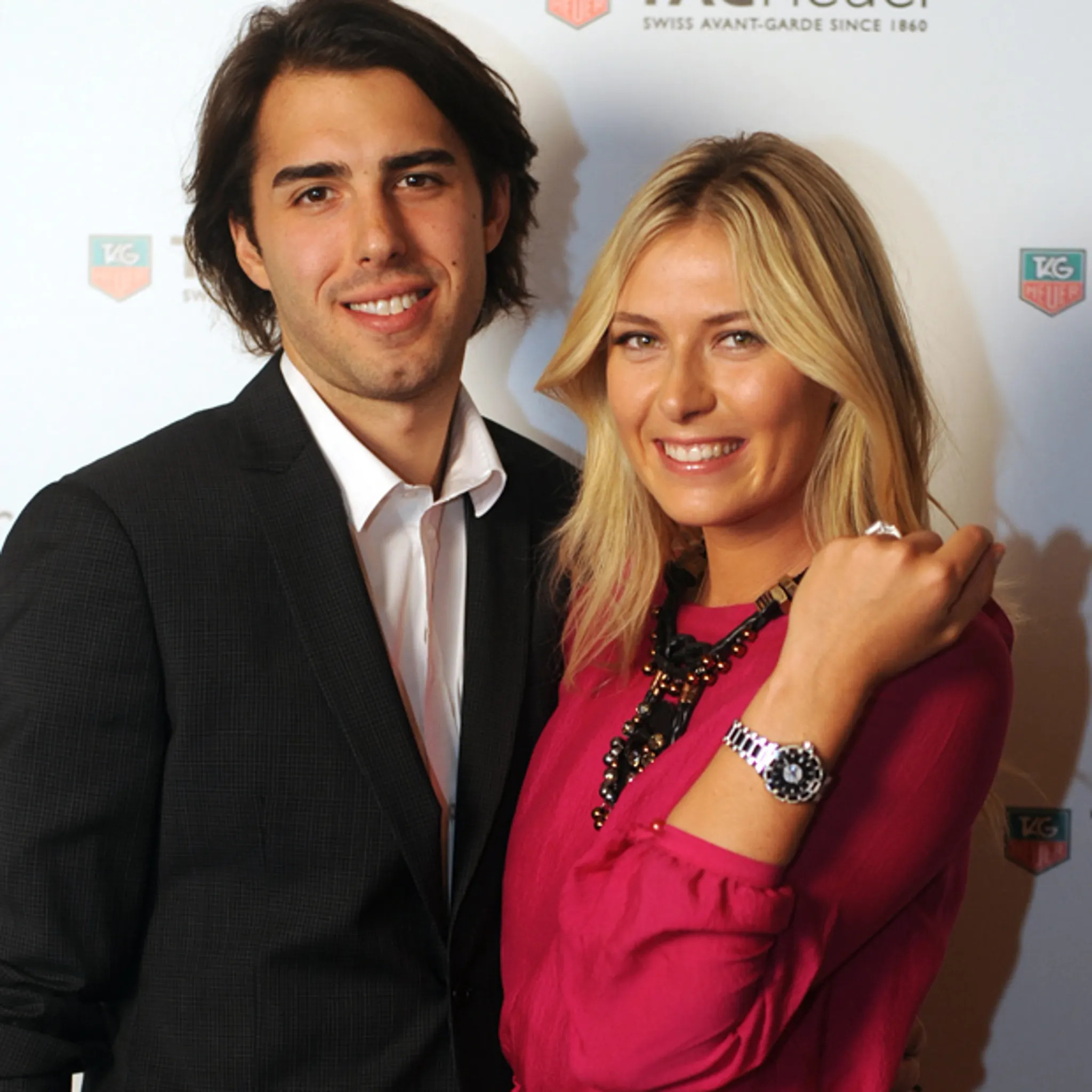 爱游戏体育平台莎拉波娃巅峰对决，莱万多夫斯基与30激战C9分钟，赛况扑朔迷离胜负难料！的简单介绍